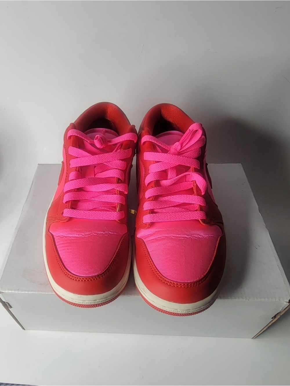 Jordan Women's Red and Hot Pink Low-Top Sneakers